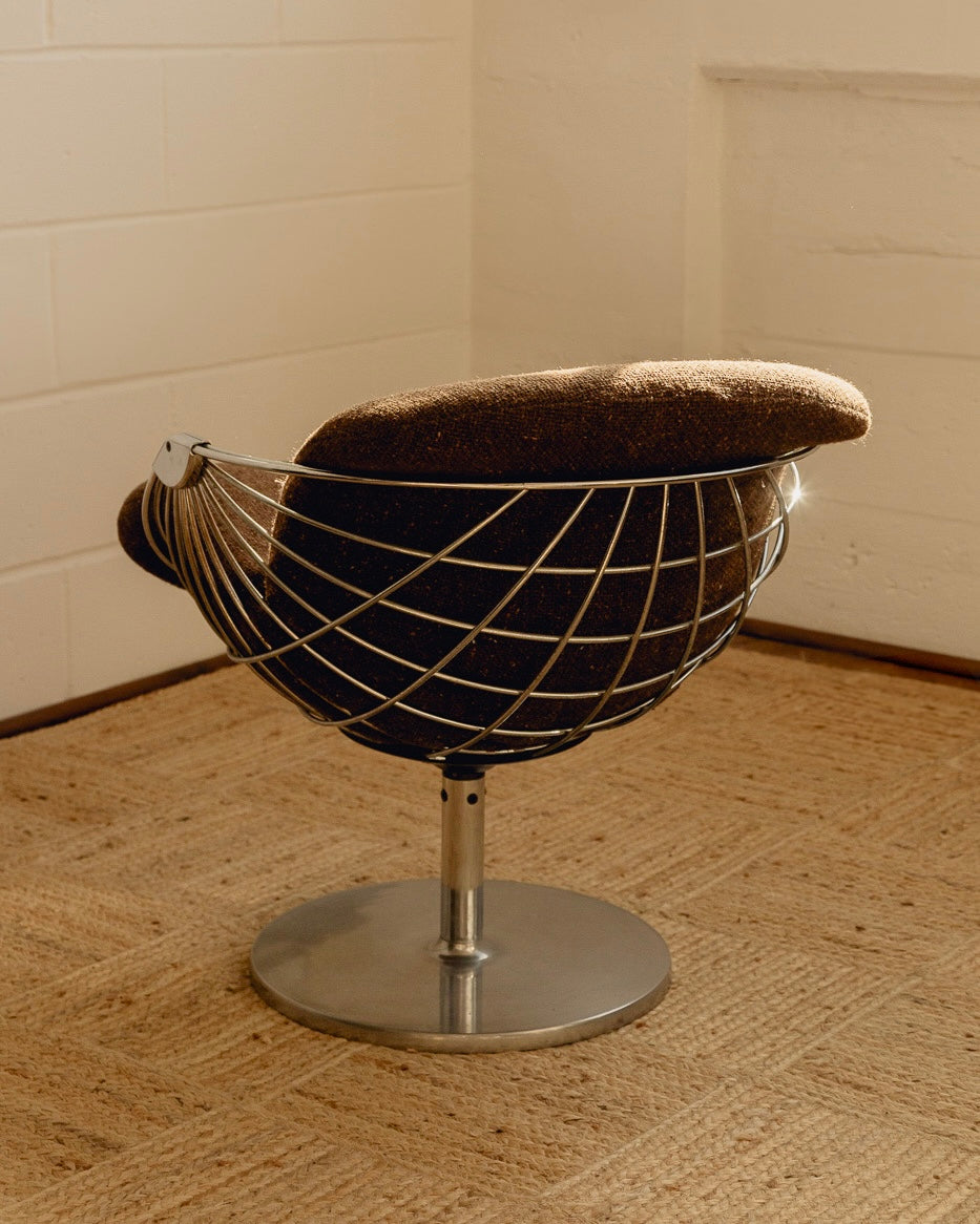 Atomic Ball Chairs by Rudi Verelst