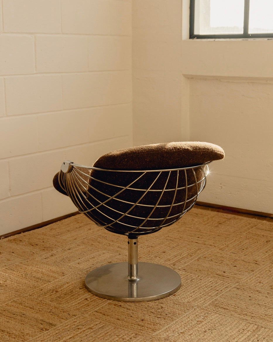 Atomic Ball Chairs by Rudi Verelst