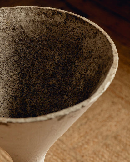 Large Willy Guhl Diablo Planter
