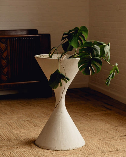 Large Willy Guhl Diablo Planter