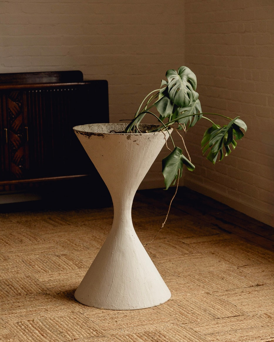 Large Willy Guhl Diablo Planter
