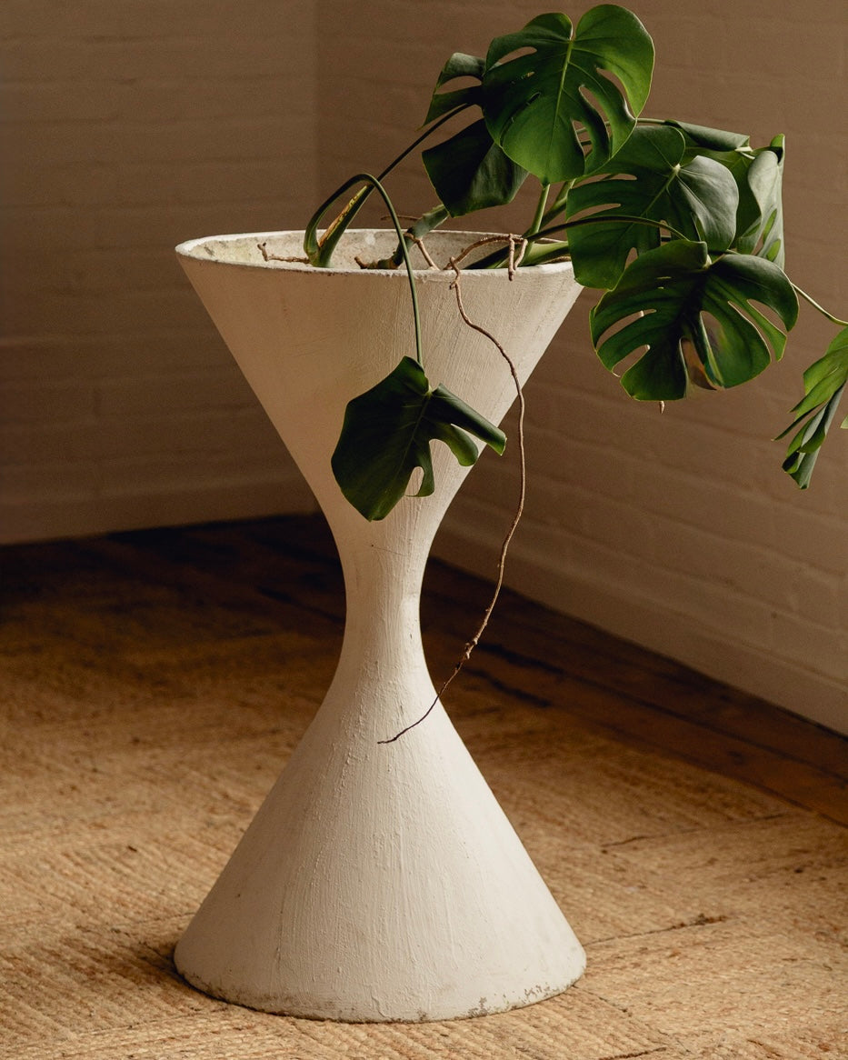 Large Willy Guhl Diablo Planter