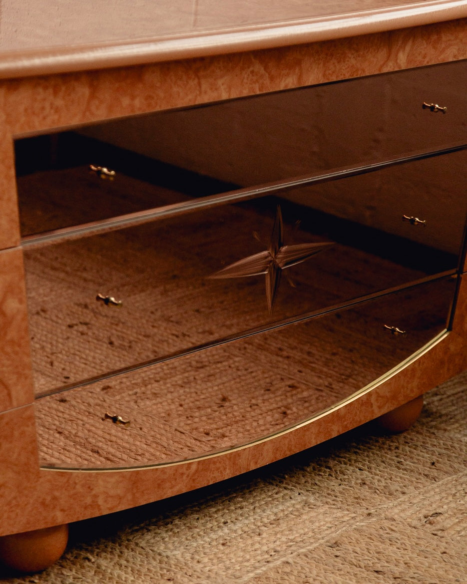Burl Chest of Drawers/Sideboard